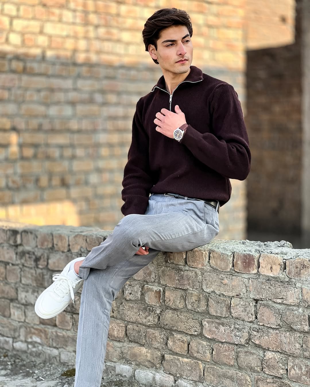 Men's Classic Brown half-Zip Sweater